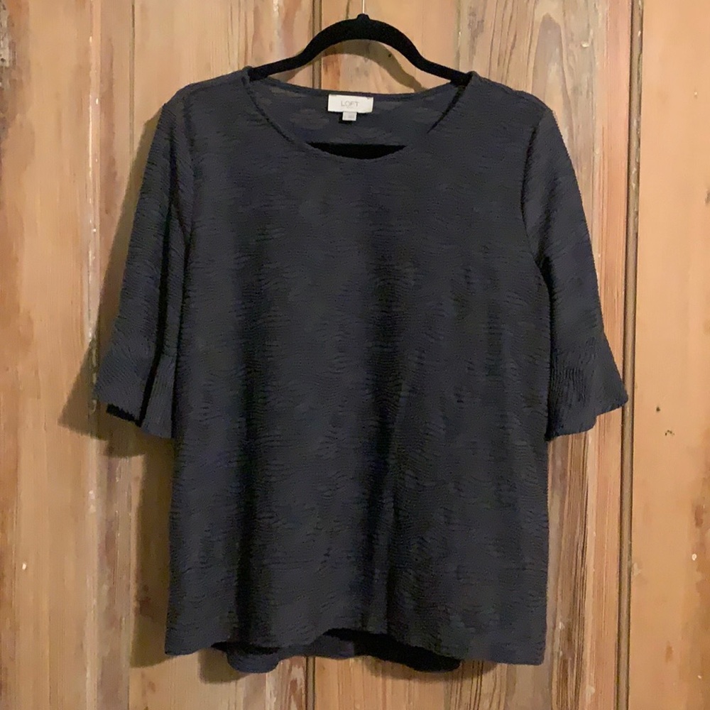 LOFT wavy textured top with flutter sleeve